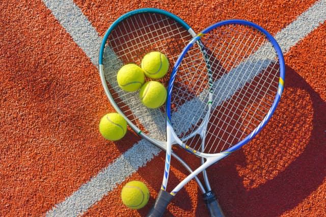 How NIL Opportunities Are ENCOURAGING Tennis Athletes To NOT SKIP College 